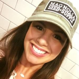 Meet your Posher, Stephanie